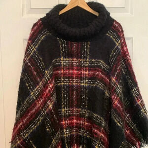 Plaid poncho turtleneck  O/S